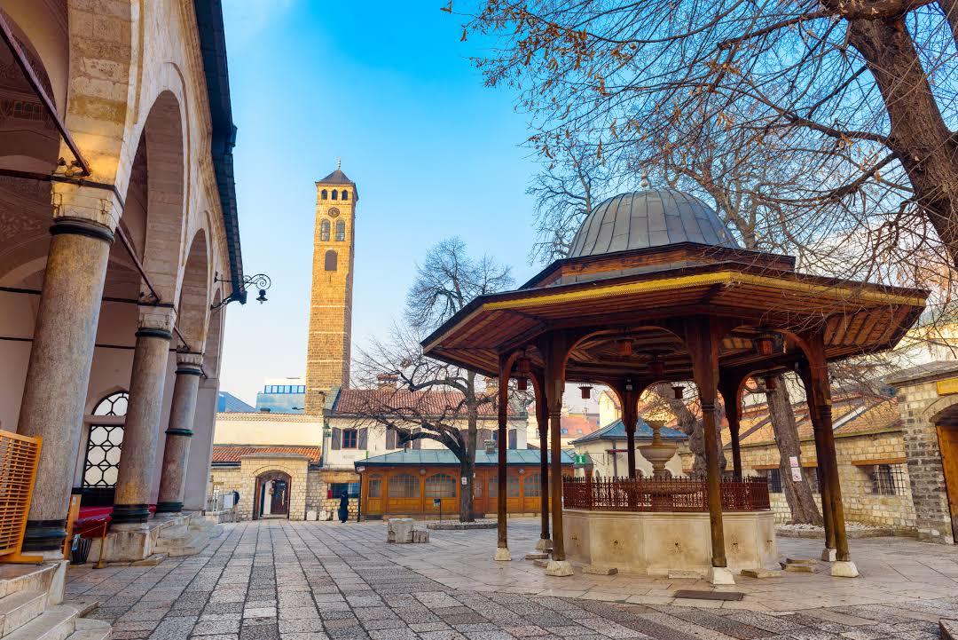 Gazi Hüsrev Bey Camii