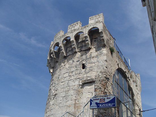Zakerjan Tower
