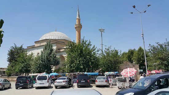 Veysel Karani Türbesi