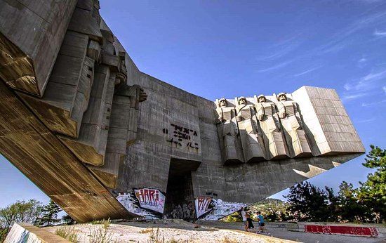 Bulgar-Rus Dostluk Anıtı