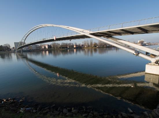 Üç Ülke Köprüsü