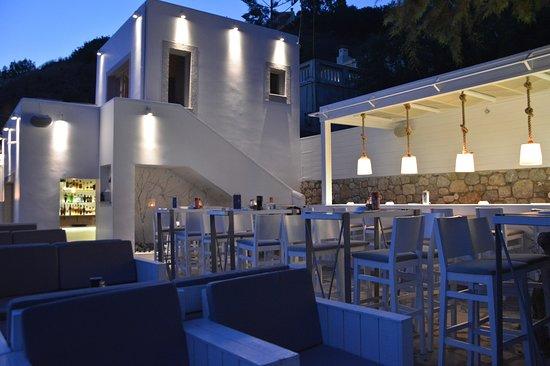 Albus Espresso Cocktail Bar