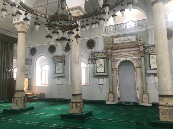 Alaçatı Pazaryeri Camii