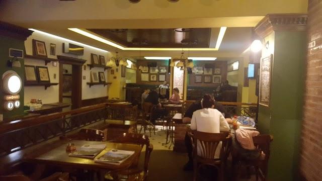 Irish Pub Crazy Horse