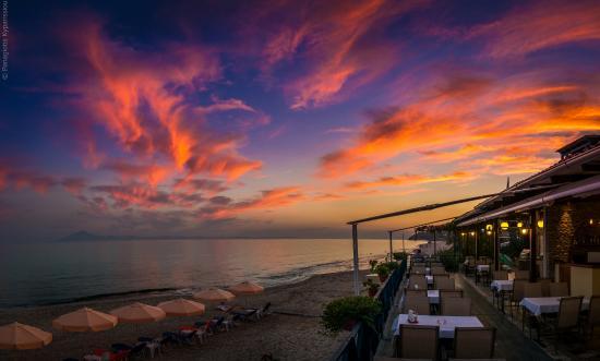 Taverna Stelakis Beach