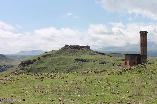 Tigran Honents Kilisesi