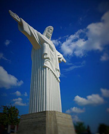 Jesus Christ Statue