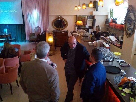 Cafe Polichoros Aition