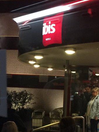 HoteI Ibis Restaurant