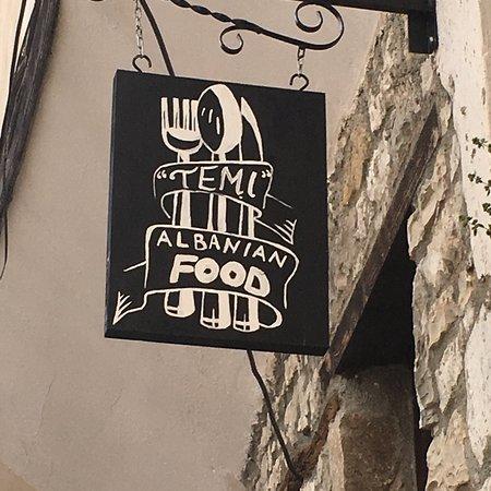 Temi Albanian Food