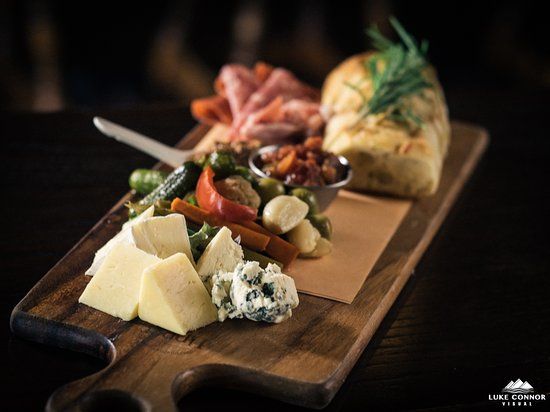 Bartholomew's English-Style Pub