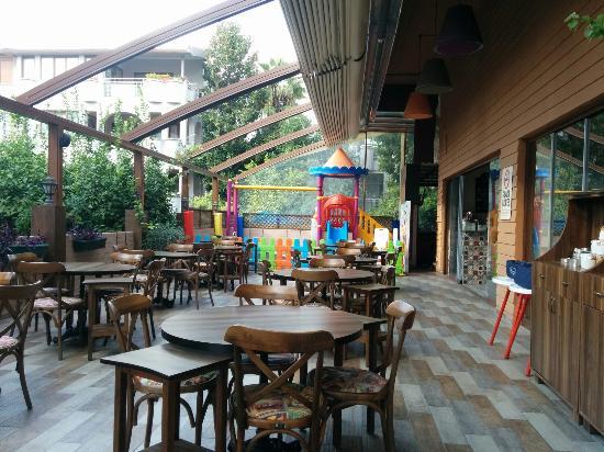 Bi Sohbet Cafe & Bistro