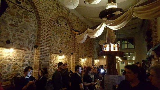 Ampari Beer House