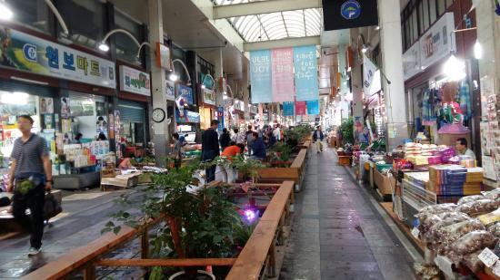 Seogwipo Maeil Olle Pazarı