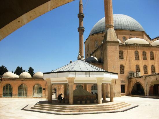 Hz. İbrahim Mağarası