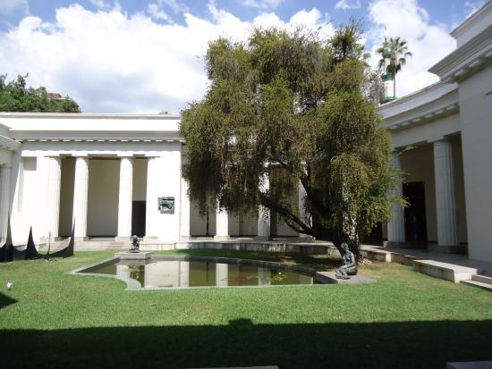 Caracas Güzel Sanatlar Müzesi