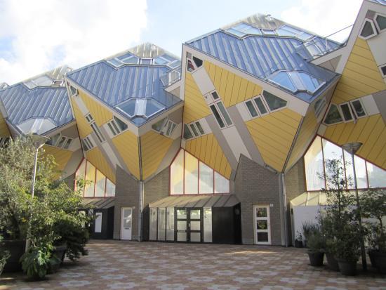 Kijk-Kubus Küp Evleri