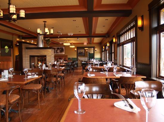 Salt Spring Inn Restaurant