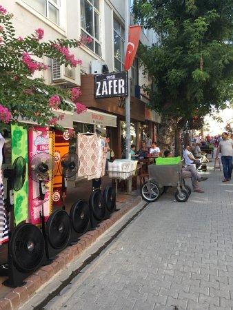 Zafer Peynir Helvası