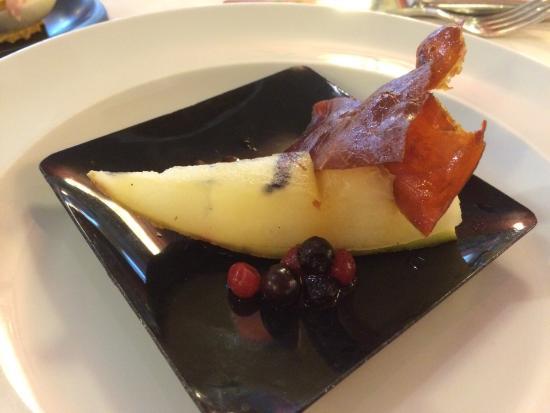 Buffet at Colon Guanahani