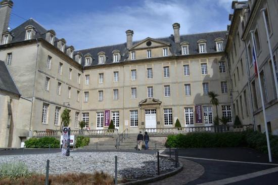 Bayeux Halı Müzesi