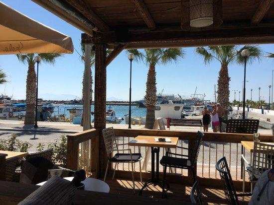 Skala Cafe & Cocktails