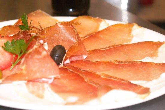 Korta Restaurant at Hotel Indijan