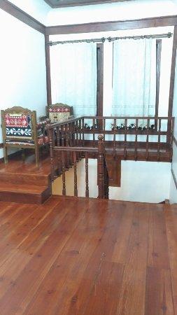 Takkasızlar Konağı