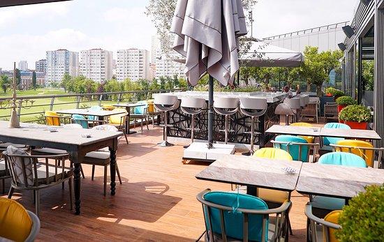 The Bro's Restaurant