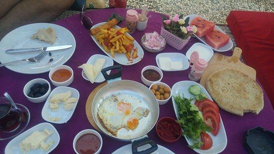 Sebo Cafe Restaurant