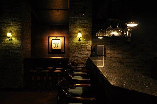 Penthouse Pub & Restaurant