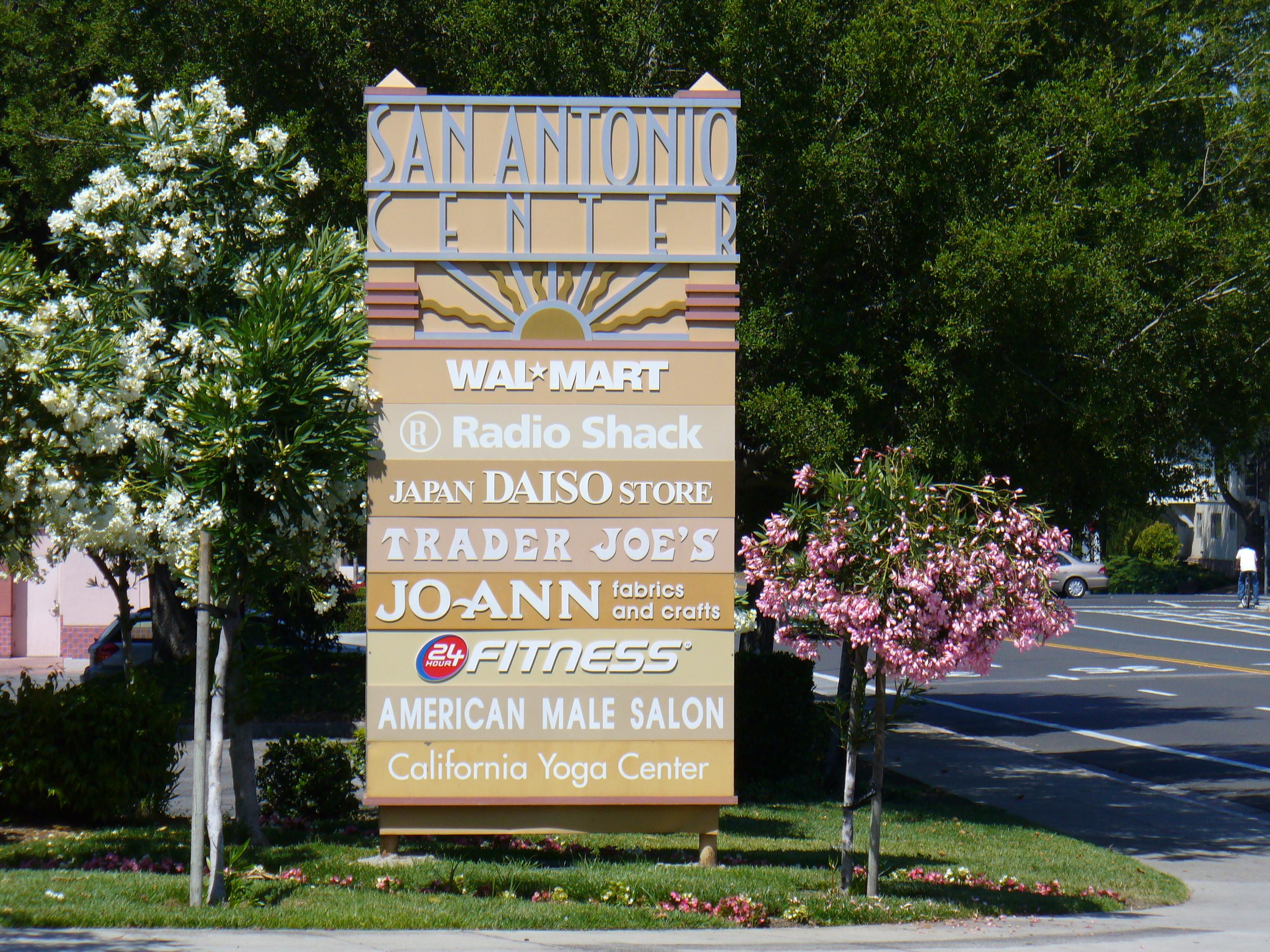 San Antonio Alışveriş Merkezi