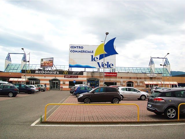 Centro Commerciale Le Vele
