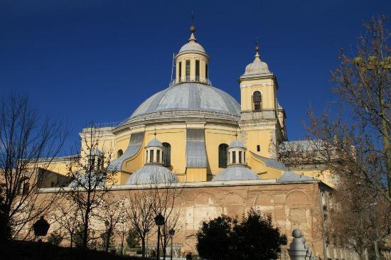 San Francisco el Grande Kraliyet Bazilikası
