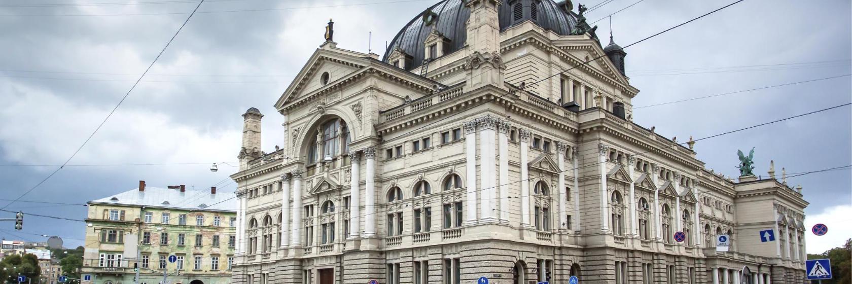 Lviv Devlet Akademik Opera ve Tiyatrosu