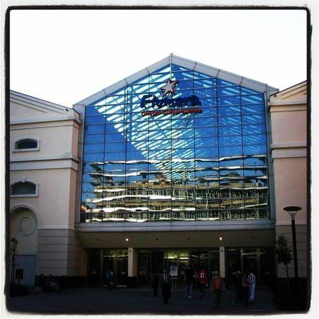 Fiumara Alışveriş ve Eğlence Merkezi