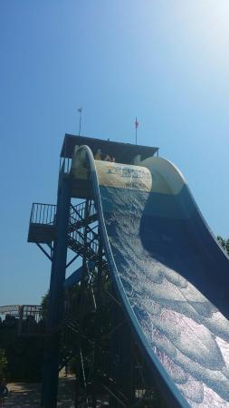 Aqua Marine Su Oyunları ve Eğlence Merkezi