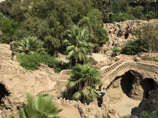 Aquarium Grotto Garden