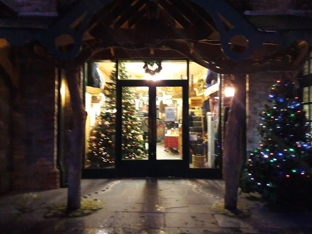 Quill's Woollen Market