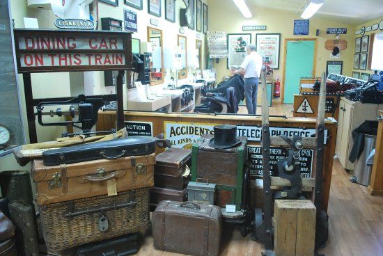 Headhunters Barber Shop & Railway Museum