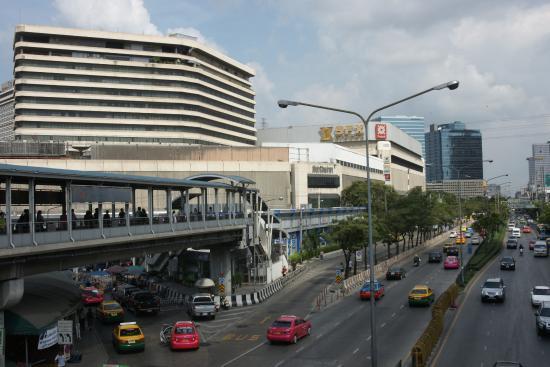 Merkez Plaza Ladprao Alışveriş Merkezi