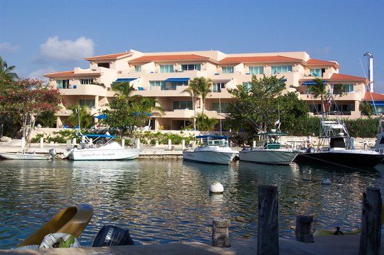 Puerto Aventuras Marinası