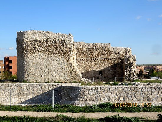 Castillo de la Alameda Kalesi