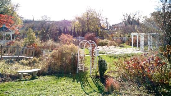 Queens Botanik Bahçesi