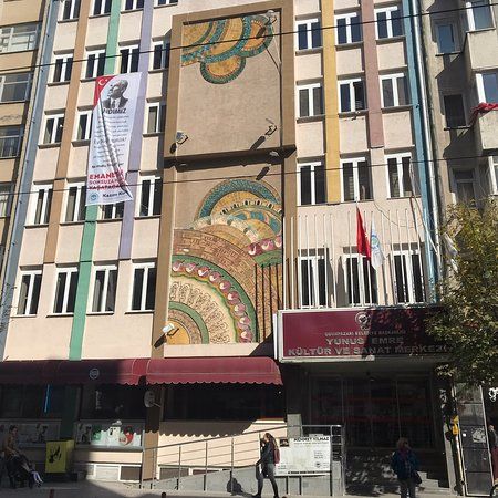 Yunus Emre Kültür Merkezi