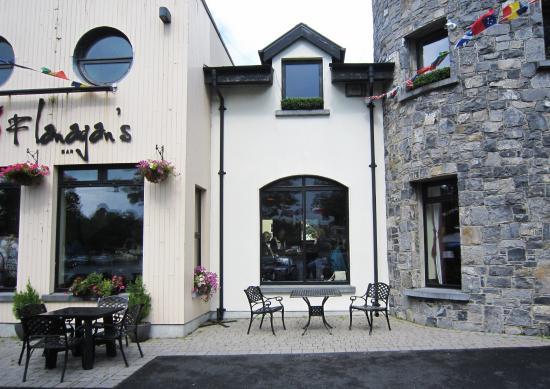 Flanagan's on the Lake