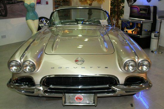 Malta Klasik Araba Koleksiyonu Müzesi