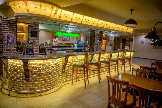 Lud's Pub Steak & Grill