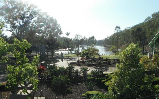 Rocks Riverside Parkı