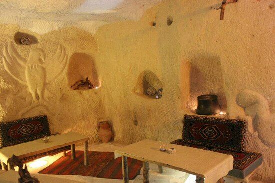 Omurca Art Cave Cafe